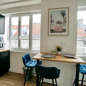 https://le-perchoir-hyper-centre-a-2-pas-de-la-mer.inbrittany.com