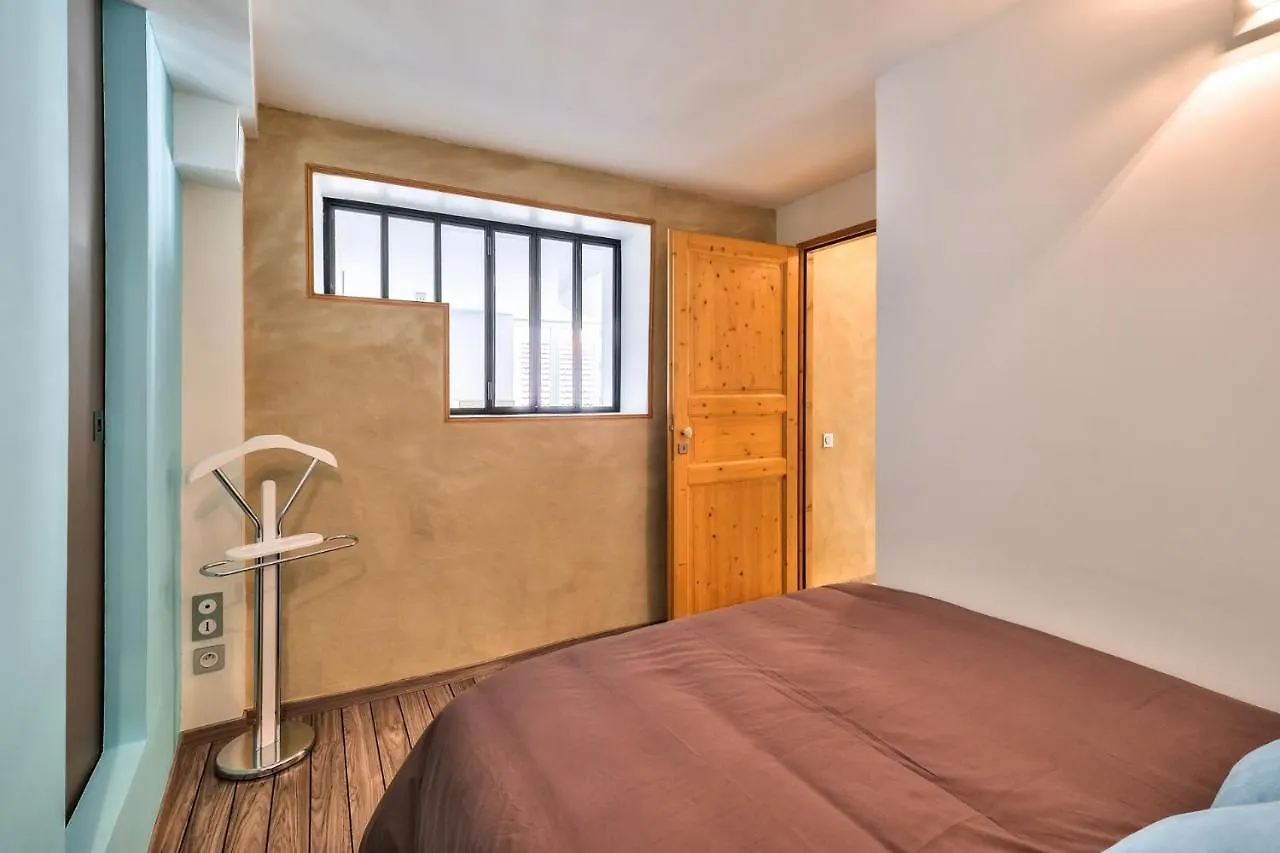 Appartement Le Cosy - Calme & Chaleureux - Bien Situe Caluire-et-Cuire 0*,